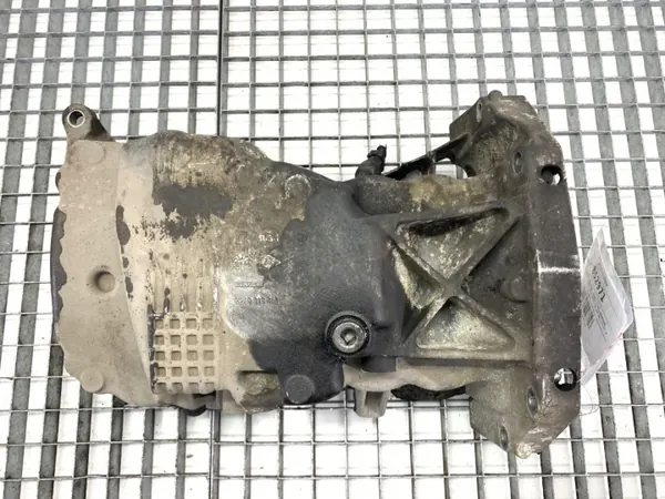 Cárter de aceite OEM 8200318813 para Mercedes Citan 1.5 110CV image 4