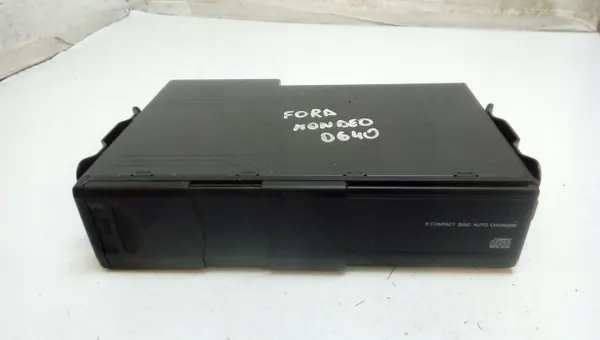 OEM 3S7T18CC830 Changer CD pour Ford Mondeo IV 2.0L image 2
