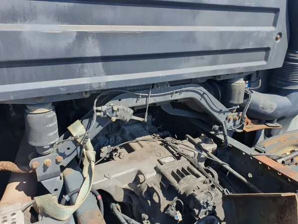 Suspension de cabine Mercedes Actros MP3 - Avant et arrière image 2