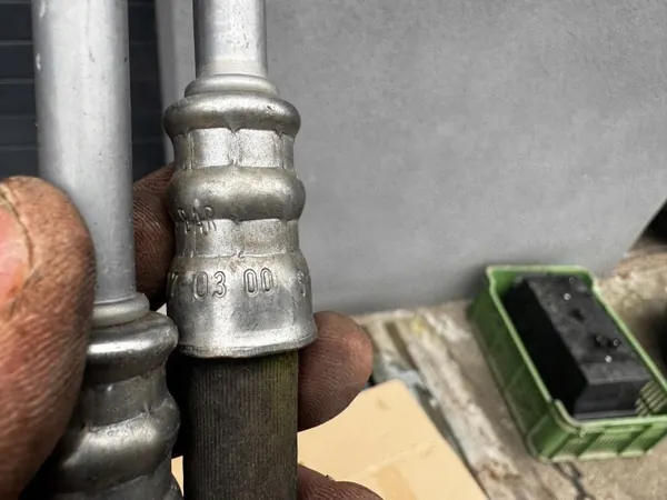 Mercedes W447 4Matic Versnellingsbak Hydrauliekleiding OEM A4472770300 image 4