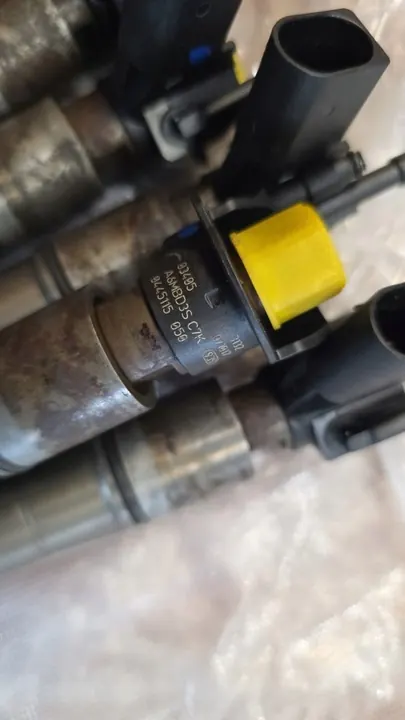 Juego completo de inyectores BMW E90 E60 E83 E70 3.0d 0445115077 image 2