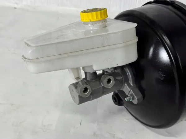 Pompe de servo-frein Iveco Daily 65C 70C 72C image 4