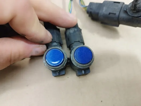 4X PDC Sensor + Kablar Bak Ford Fiesta MK7 2012-2017 OEM image 3