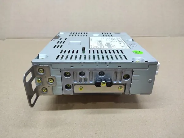 Rádio CD Navegação Renault OEM 281159453R - Usado image 4