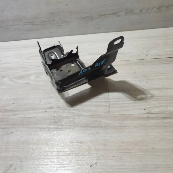 Support de pompe ABS OEM 27427 pour Peugeot Rifter image 4
