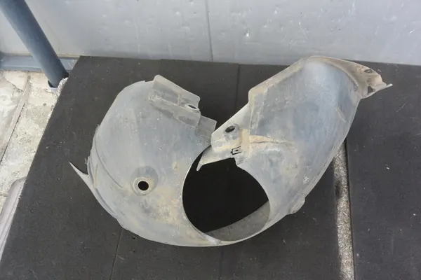 Vänster framhjulsbåge Mercedes Vito W639 OE A6396843277 image 2