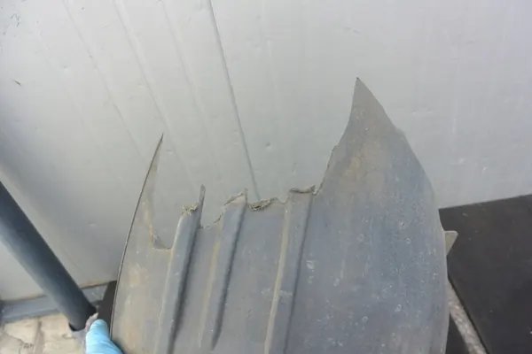 Vänster framhjulsbåge Mercedes Vito W639 OE A6396843277 image 7