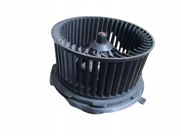 VW Sharan I 1.9 TDI Puhallin OEM 7M1819021D image 2