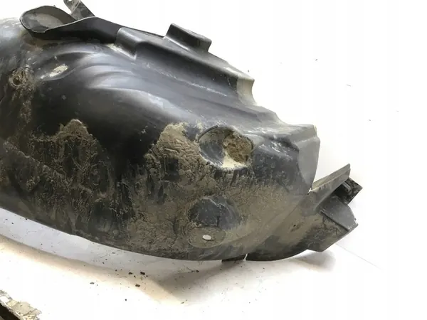 Renault OE 767485416R Wheel Arch image 3