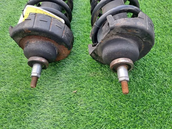 Ammortizzatore anteriore TRAFIC VIVARO PRIMASTAR OEM 8200728279 image 3