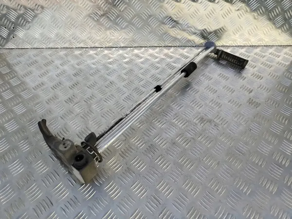 Scania brandstofsensor OEM 1846136 - Gebruikte staat image 3