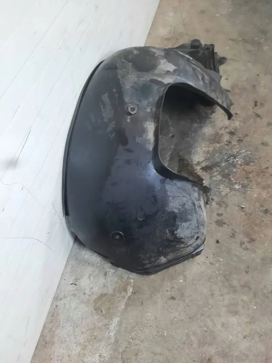 Etumma oikea lokasuoja BMW 3 E46 8224996 image 3