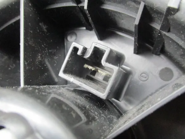 i-miev c-zero ion blästrfläkt - Mitsubishi OE image 4