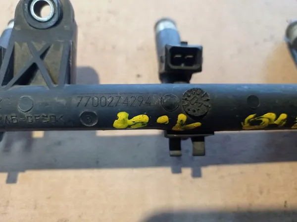 Brandstofrail Injectoren Renault 2014A04333 7700274294 image 5