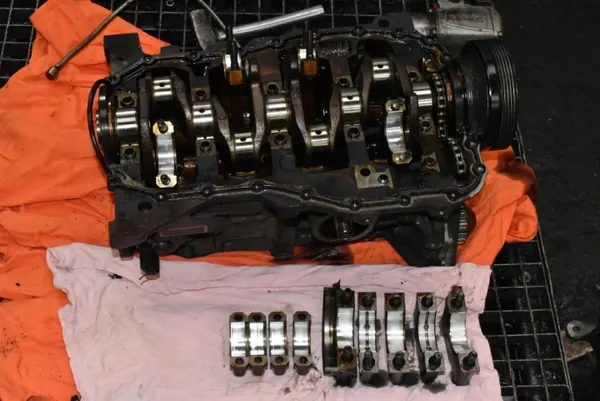 Moottorilohko Alaosa K7MF710 Dacia Sandero 1.6 MPI image 7