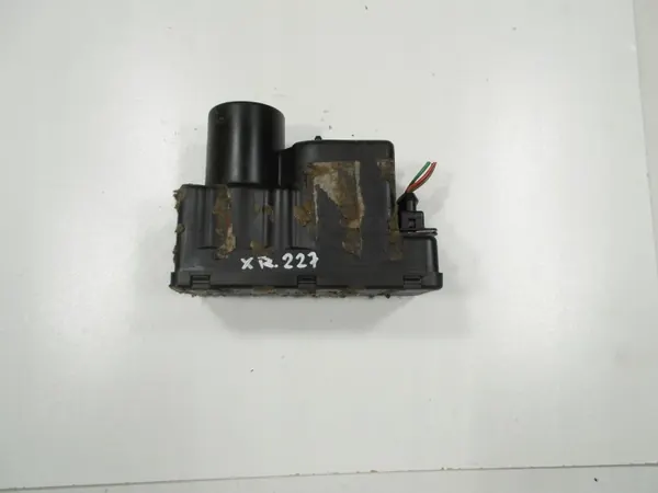 Pompe de verrouillage central OEM 443862257 H Audi 80 B3/B4 image 2