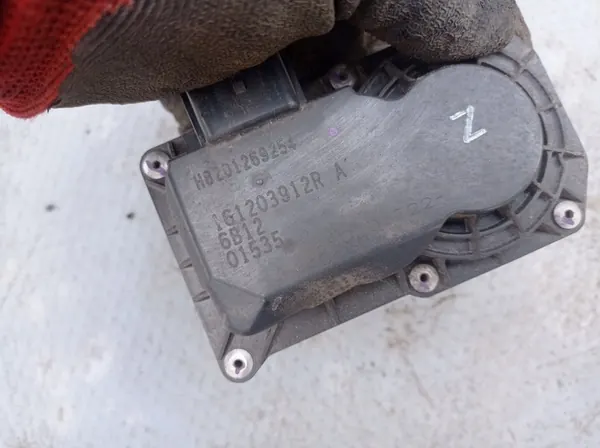 SMART FORFOUR DROSSSELKLAPPE 161203912R EUROPA image 4