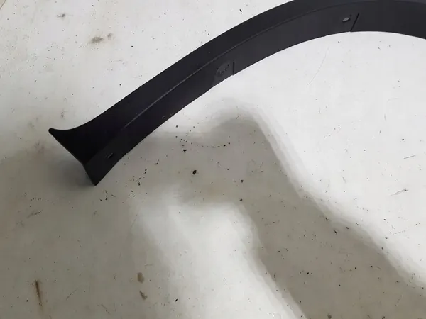 Oikean etulokasuojan trimmi BMW X6 E71 image 3