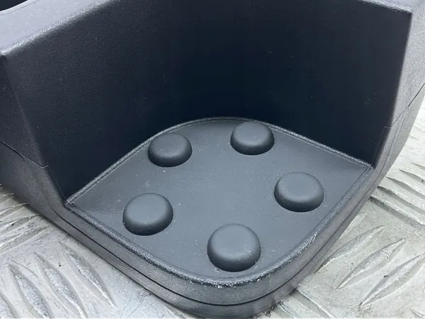 Sujetavasos Skoda Karoq OEM NA para consola central image 6