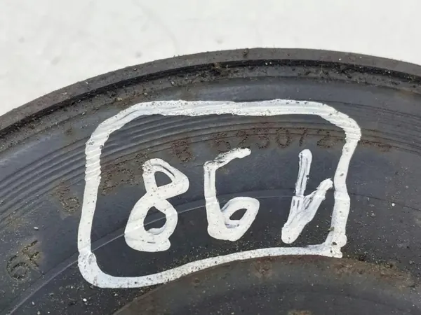 Suzuki Grand Vitara II 2007 Kampiakselin hihnapyörä OEM 523072 image 3