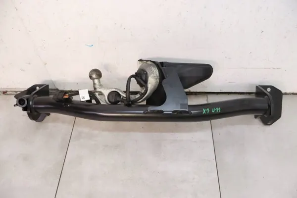 Sähköinen taittuva hinauskoukku BMW X1 U11 OEM HAKU11 image 2