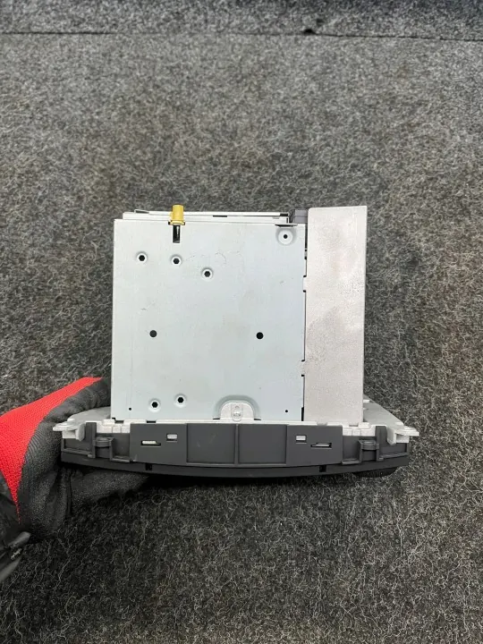 Radio CD Mercedes OEM A1699002000 pour W169 W245 image 10