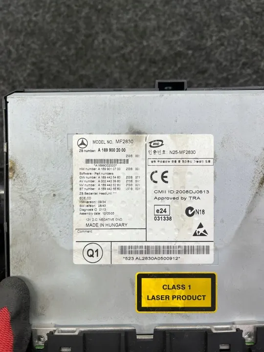 Radio CD Mercedes OEM A1699002000 pour W169 W245 image 6
