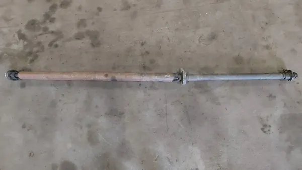Volvo OE Kardanas OEM 30711838 Gebruikt image 2