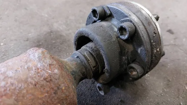 Volvo OE Kardanas OEM 30711838 Gebruikt image 8