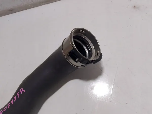 Tubo do intercooler Dacia Renault 1.3 Tce 144607725R image 2