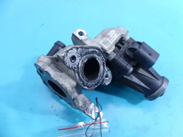 EGR-klep OEM G4D3-9D475-BC voor Land Rover Discovery Sport image 2