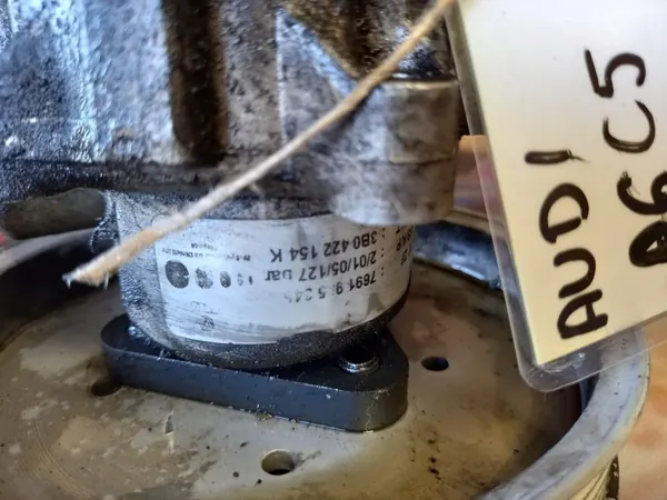 Bomba de direção Audi A3 image 3