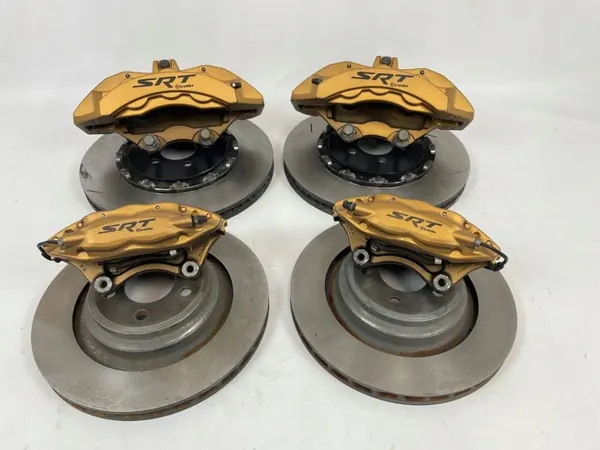 Bremscheiben & Bremssattel Set OEM BBT2408 vorne/hinten image 2