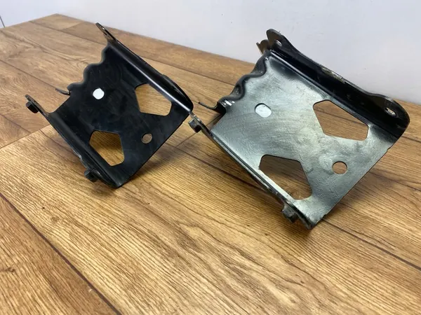 Support de pare-chocs avant gauche Dodge Challenger 15+ image 7