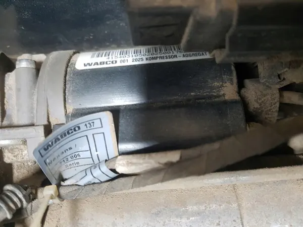 Compressor suspensão Iveco Daily 6 OEM 4154031050 image 5