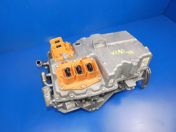 Volvo XC90 2019 Invertteri OEM 31673216 - Käytetty image 2