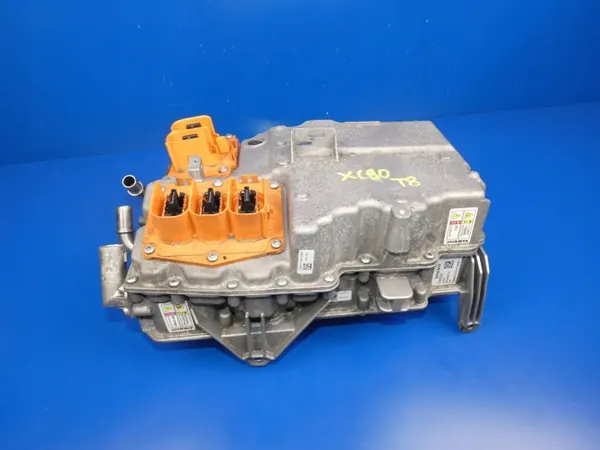 Volvo XC90 2019 Invertteri OEM 31673216 - Käytetty image 3
