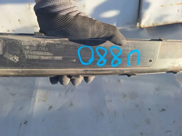 VW GOLF IV Spoiler Sotto Paraurti 1J0807719A image 5