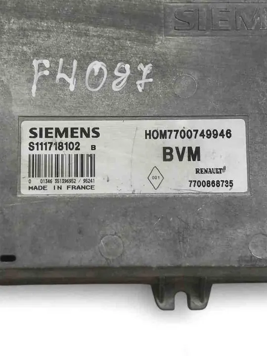 Ordinateur de moteur Renault Clio 1.2 Diesel 7700868735 image 2