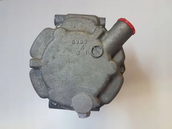 Parte usata Toyota RAV 4 2020 image 8