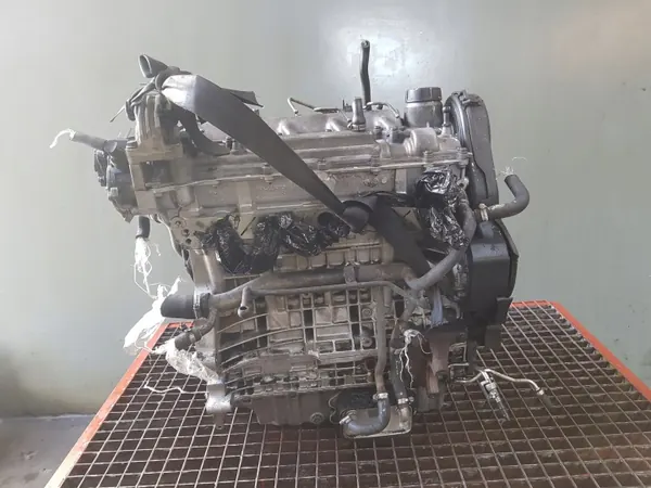 Motor Diesel D5244T usado para Volvo V70 2.4d image 4