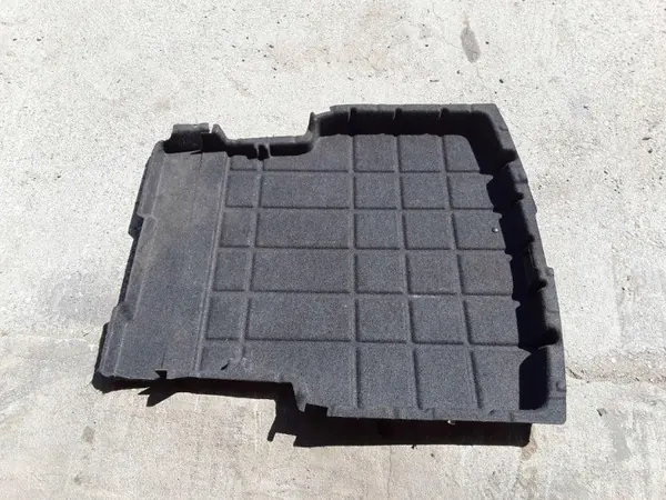 Tapis de séparation coffre BMW E61 OEM 7050373 - Occasion image 2