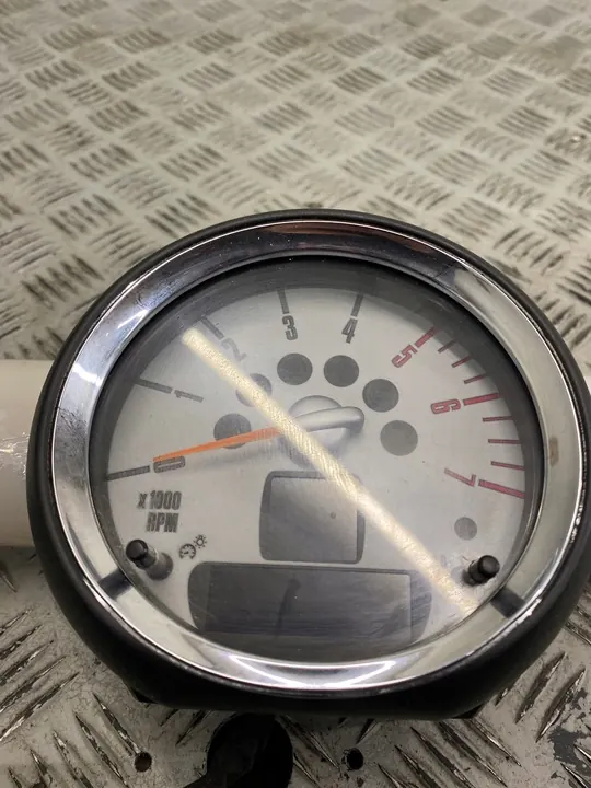 MINI R55 R56 R57 Diesel Nopeusmittari 9201396 image 2