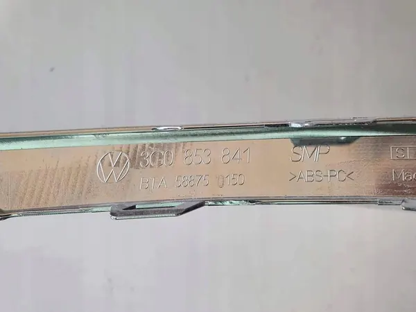VW PASSAT B8 Takaluukun Kromilista 3G0853841 image 3