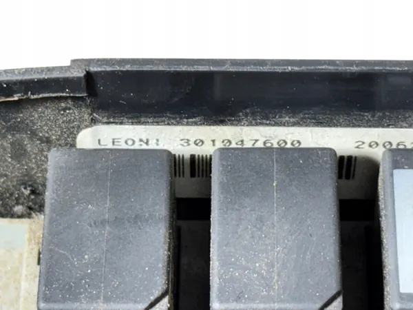 Caixa Módulo BSI OEM 301047600 para Range Rover Sport L320 image 5