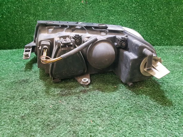 OEM 20-6243 oikea etuvalo Volkswagen Passat B5:lle image 4