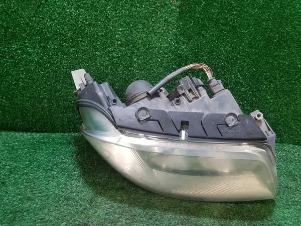 OEM 20-6243 oikea etuvalo Volkswagen Passat B5:lle image 6