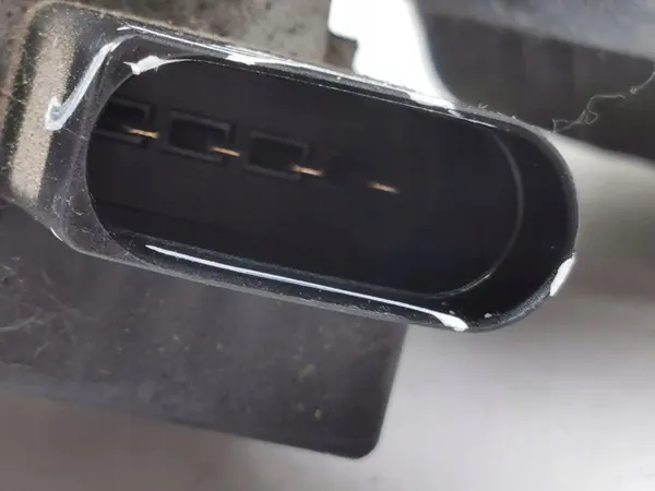 Volkswagen PASSAT B5.5 2003 Pyyhkijämekanismi ja moottori OEM image 5