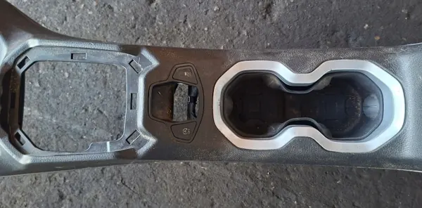Middentunnel armsteun Jeep Renegade 17r OEM image 3