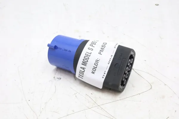 Adaptateur Chargeur Tesla Model S 2015 OEM 1025801-02-A image 4